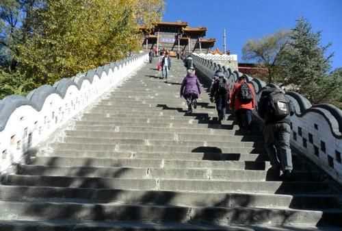 五臺(tái)山在哪個(gè)省，武當(dāng)山、泰山、華山、五臺(tái)山、西湖、青海湖分布在哪個(gè)??？圖7