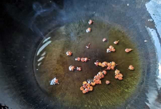 炒包菜絲怎么做好吃，口感極佳的清炒包菜絲怎么做好吃又簡單？圖11