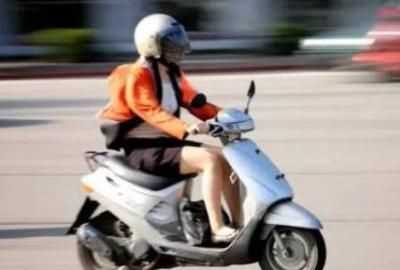 機(jī)車(chē)什么意思，如果說(shuō)有個(gè)人說(shuō)你很機(jī)車(chē)是什么意思啊？圖1