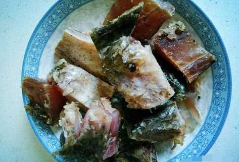 曬干的小咸魚(yú)怎么做好吃,干咸魚(yú)怎么做好吃又簡(jiǎn)單的方法圖3