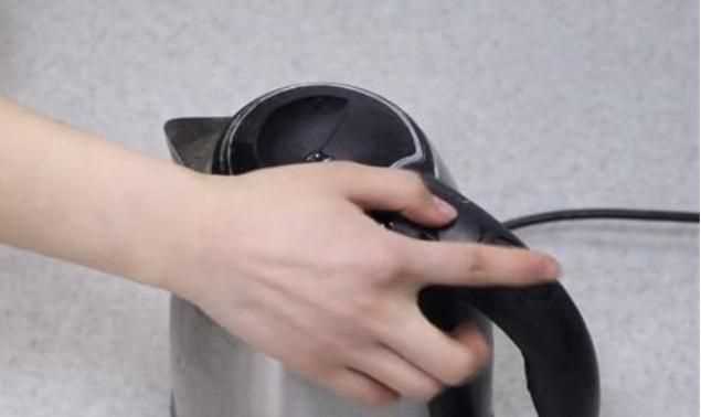 電水壺煮雞蛋要煮幾次，燒水壺煮雞蛋要燒幾次可以熟？圖2