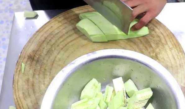茄子怎么炒吃,怎么炒茄子好吃又簡單圖8