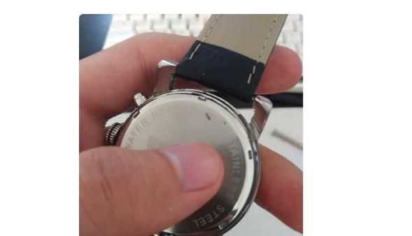 手表怎么換電池，4個鍵的電子手表怎么換電池？圖2