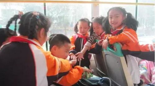 幼兒乘坐校車(chē)安全知識心得