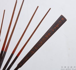 關于竹扇的詩句