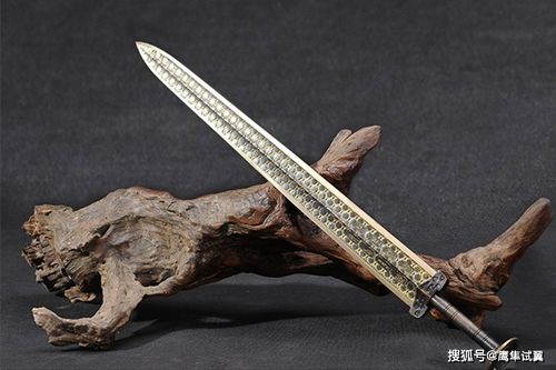 關(guān)于三國兵器的詩(shī)句