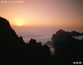 自己創(chuàng)作關(guān)于國(guó)慶的詩(shī)句古詩(shī)