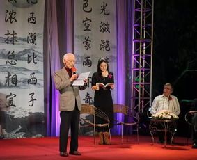 關(guān)于西湖邊描寫秋夜的詩句