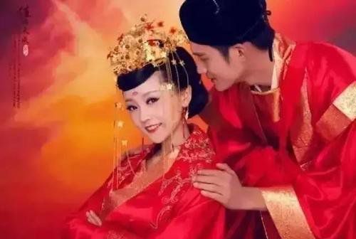看完這兩個(gè)故事，你會(huì)珍惜對(duì)方一輩子