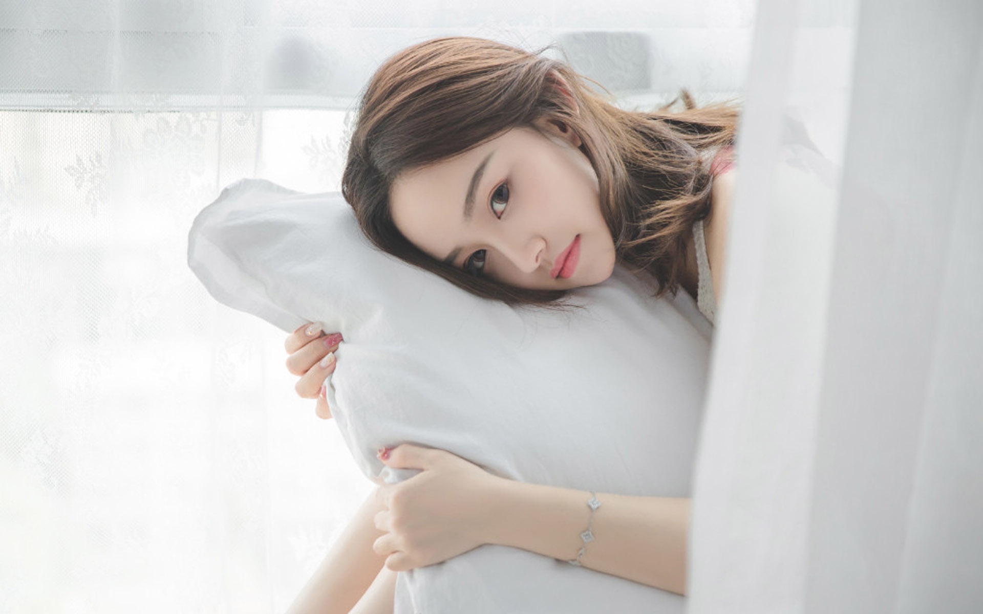 經(jīng)典的說說大全：我哪有說謊，是很感謝今晚相伴