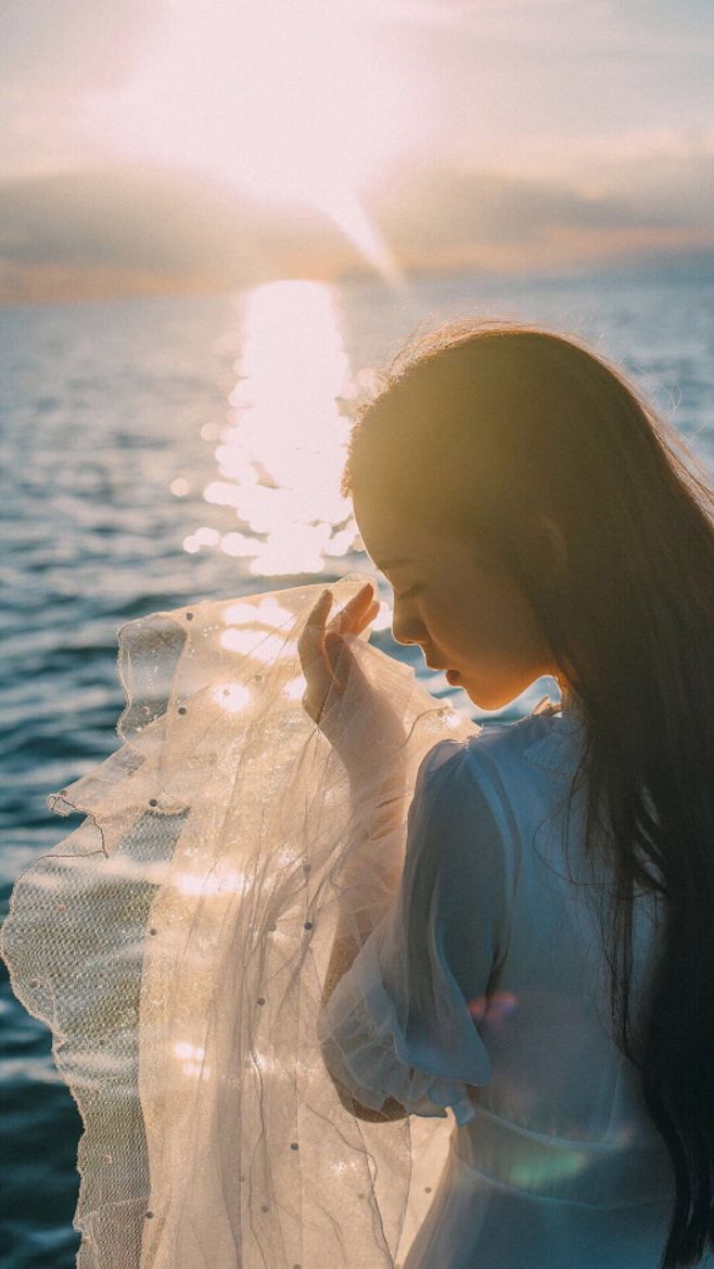 開始畏光，卻準備迎接日照最長的一日