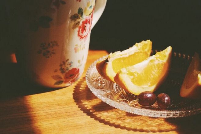 微笑，有時(shí)候是一種沒(méi)有說(shuō)出口的傷