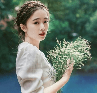 2021最扎心的傷感說說  付出過的真心，是讓人作嘔的笑話